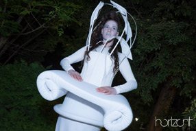 image stilts show